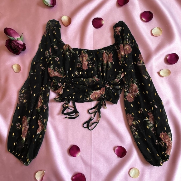 Lily Star Black Floral Square-Neck Cropped Top - Picture 2 of 6